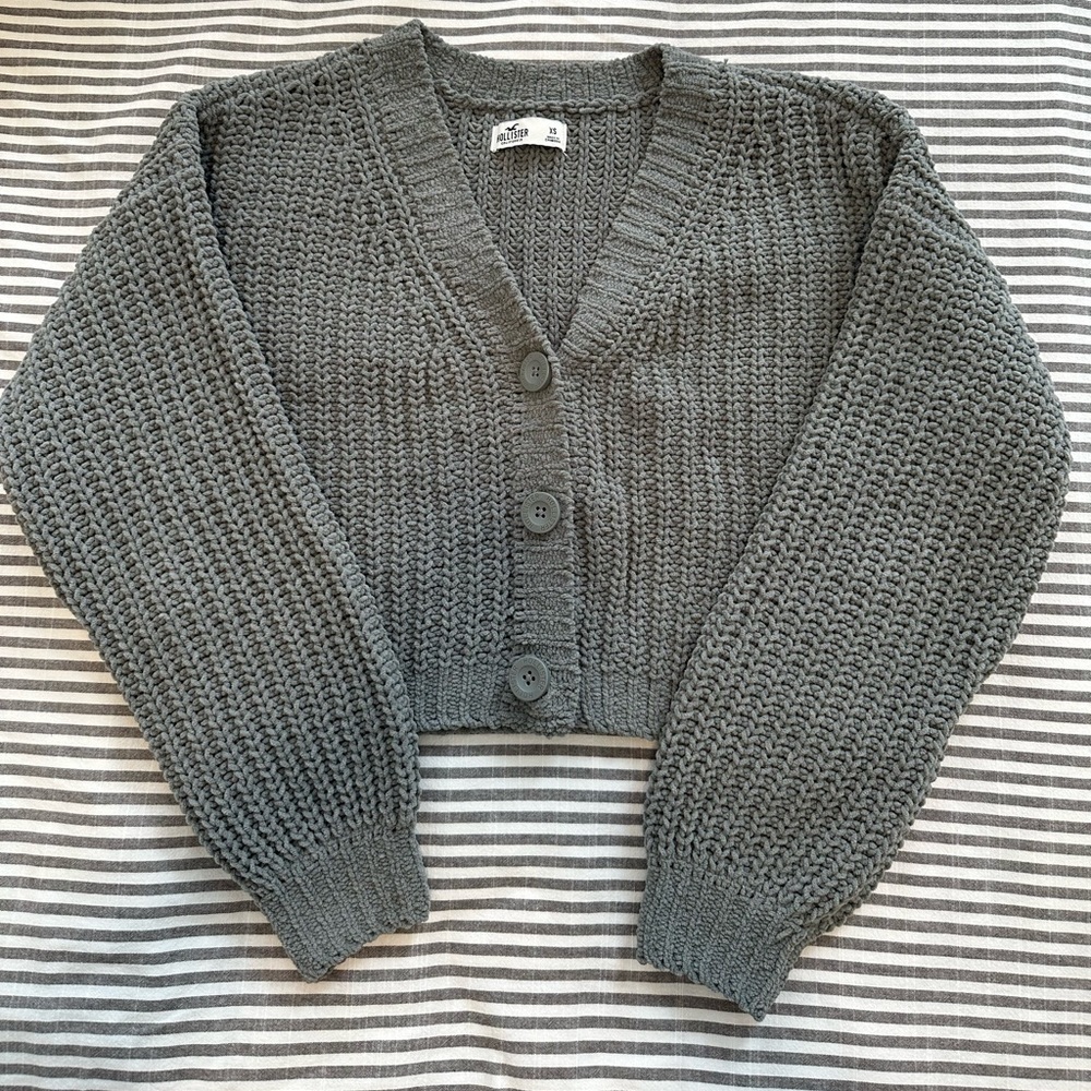 Cropped sweater - Picture 2 of 2